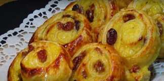 Ρολάκια Σφολιάτας με Κρέμα και Σταφίδες