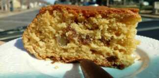 Φανουρόπιτα με σταφίδες