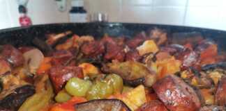 μπριαμ με λουκάνικα