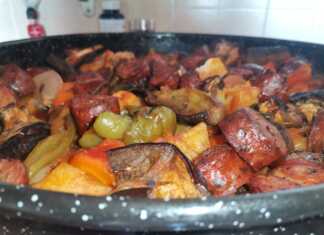 μπριαμ με λουκάνικα