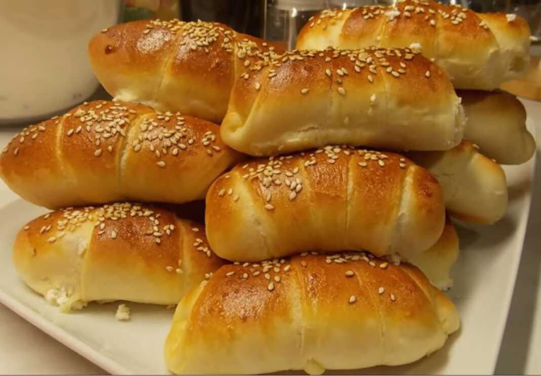 Αφράτα Τυροπιτάκια