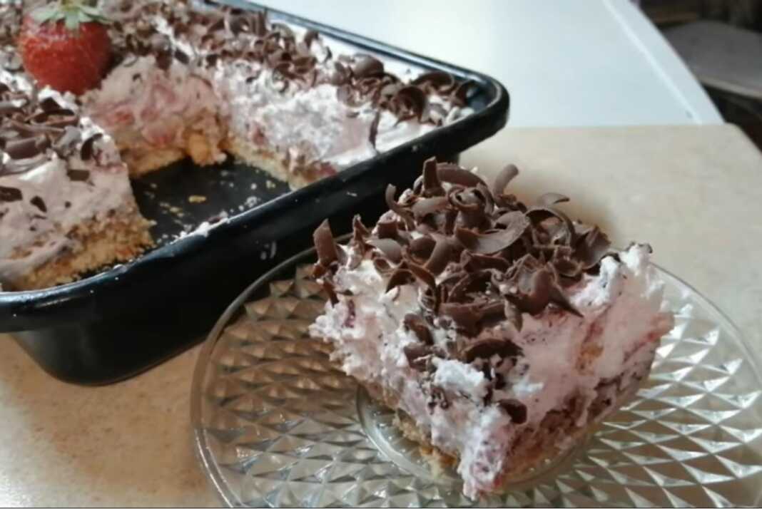 Γλυκό με την πιο ωραία σαντιγί