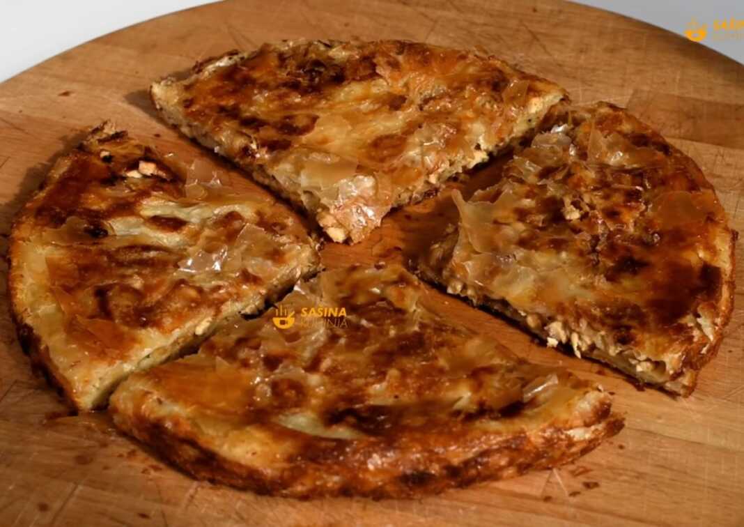 Κοτόπιτα με κόλυθάκια Κοτόπιτα με κολυθάκια