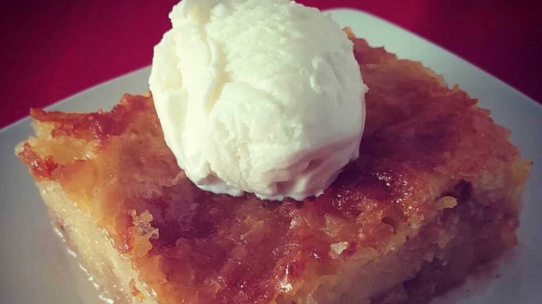 Πορτοκαλόπιτα με παγωτό