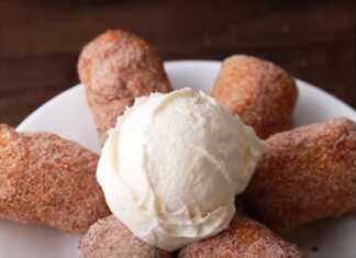 μπανάνα με καραμέλα και παγωτό