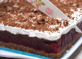 Τούρτα με σοκολάτα και κεράσι