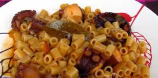 Χταπόδι κε κοφτό μακαρονάκι