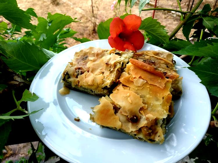 karditsiotiki xortopita Νηστίσιμη Χορτόπιτα