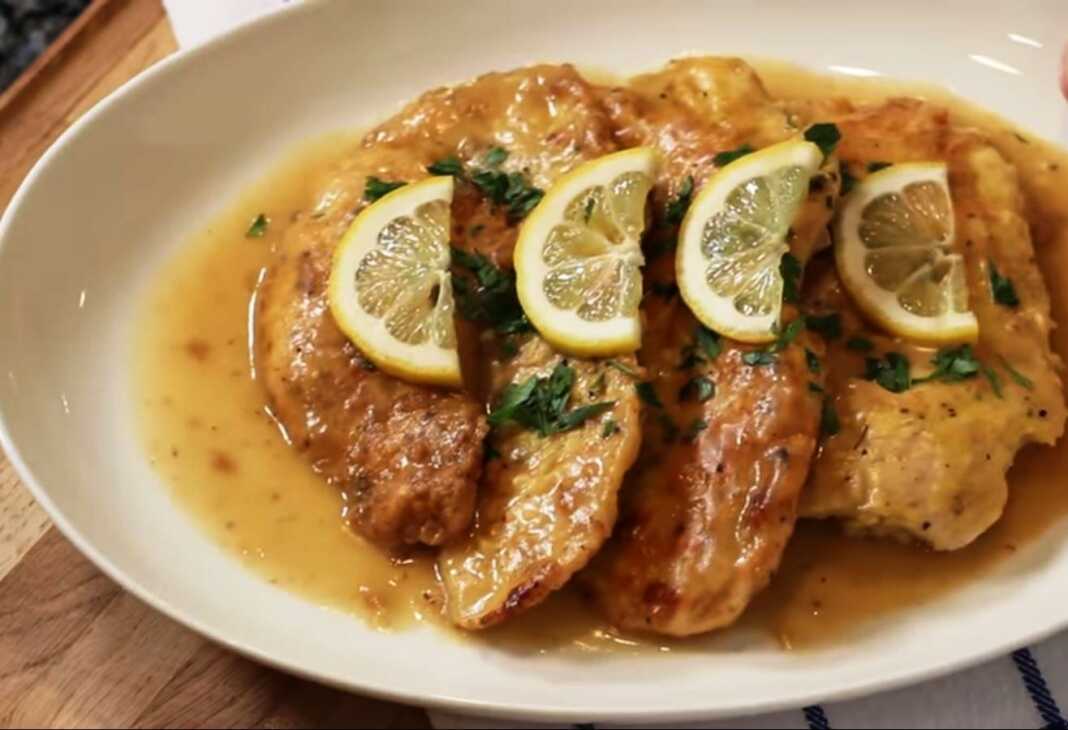 Κοτόπουλο με υπέροχη σάλτσα Κοτόπουλο με υπέροχη σάλτσα