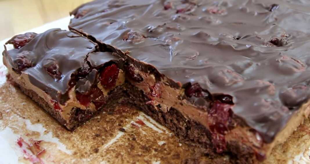 Πάστα κεράσι με σοκολάτα