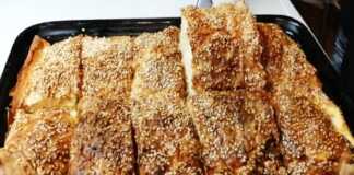 Πίτα με τυρί και σιμιγδάλι