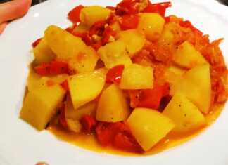 Πιο γευστικό από τηγανιτές πατάτες, νόστιμο, φθηνό, υγιεινό γεύμα Πατάτες με μυρωδικά