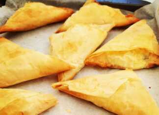 υροπιτακια με τρία τυριά