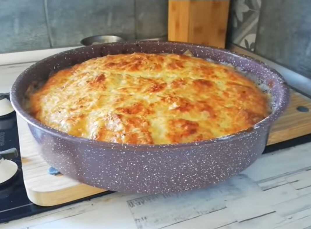 Υπέροχη και αφράτη τυρόπιτα Υπέροχη και αφράτη τυρόπιτα