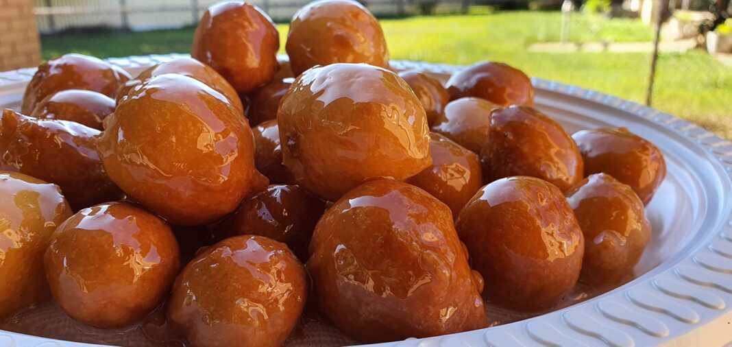 loukoumades siropi Λουκουμάδες γιαουρτιού με σιρόπι