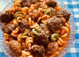 Κεφτέδες με ζυμαρικά