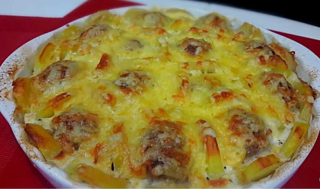 Κεφτέδες με πατάτες Ογκρατέν Κεφτέδες με πατάτες Ογκρατέν