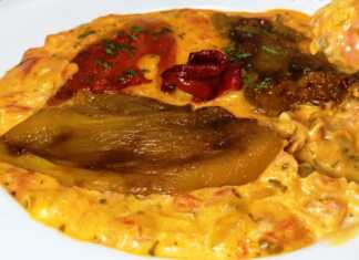 Πιπεριές σε σάλτσα γιαουρτιού