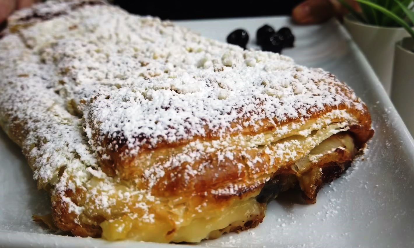 Στρουντελ με κρέμα - μαρμελάδα