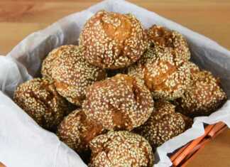 Υπέροχα τραγανά ψωμάκια με σουσάμι