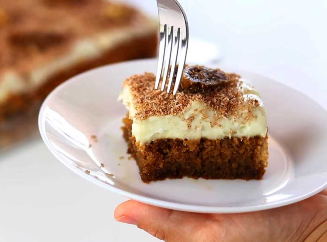 κεικ με κρεμα και συκα1 κεικ με κρεμα συκα καρυδια