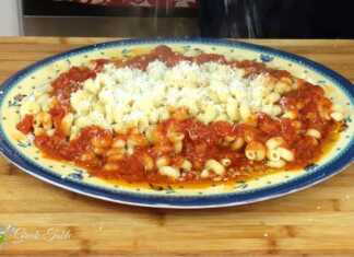 σκορδομακαρονάδα