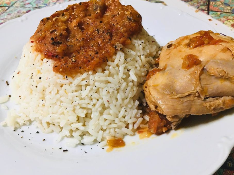 Κοτόπουλο χωριάτικο με σπυρωτό ρύζι μπασματι ..!!