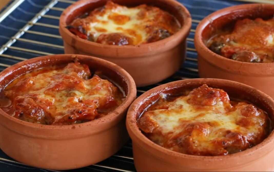 keftedakia se mpol Κεφτεδάκια με σάλτσα ντομάτας