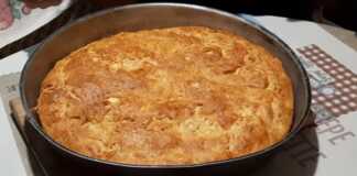 Χωριάτικο τυρόψωμο Θράκης με χρυσαφένια κρούστα και αρώματα ρίγανης ψημένο σε παραδοσιακό ταψί