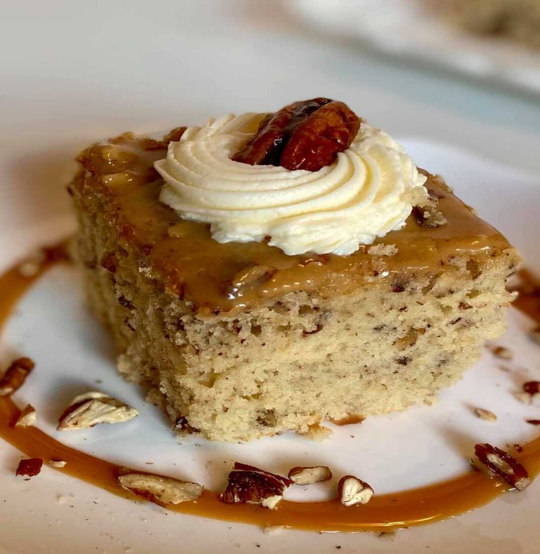 Γιαουρτινη Καρυδόπιτα