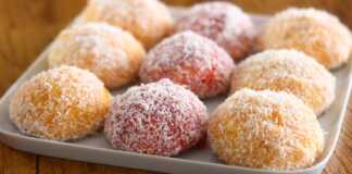 Μπισκότα με μαρμελάδα και καρύδα