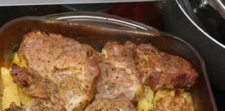 Μπριζόλες με πατάτες στο Φουρνο