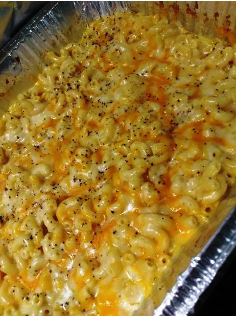 Μακαρονια σε μπεσαμελ και τυρί