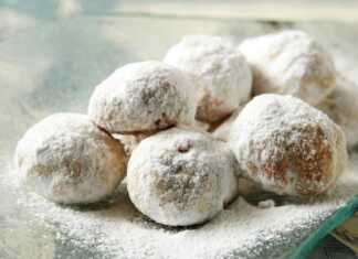 τα μπισκοτα του καφέ με γέμιση καρύδι