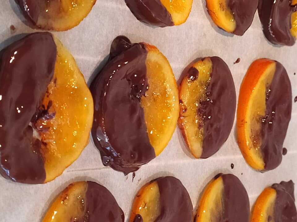 Πορτοκάλι με σοκολάτα Πορτοκάλι με σοκολάτα