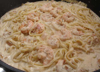 γαριδομακαρονάδα αλά κρεμ