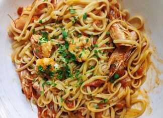 Γαριδομακαρονάδα