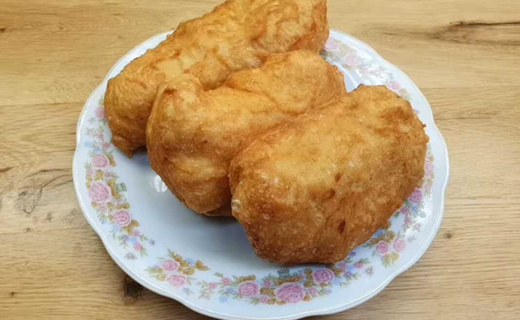 Γεμιστά μπουρέκια με πατάτα Γεμιστά μπουρέκια με πατάτα