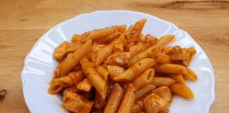 Πένες με κοτόπουλο