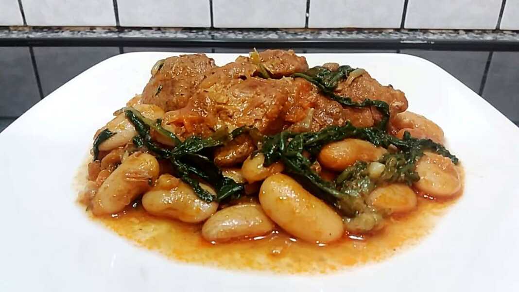 Χοιρινο με γίγνατες και σταμναγγαθι1 Χοιρινο με γίγνατες και σταμναγγαθι1