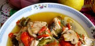 Χοιρινό λεμονάτο με πιπεριές και μανιτάρια