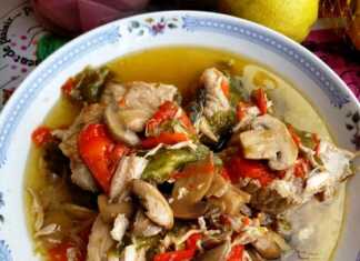 Χοιρινό λεμονάτο με πιπεριές και μανιτάρια