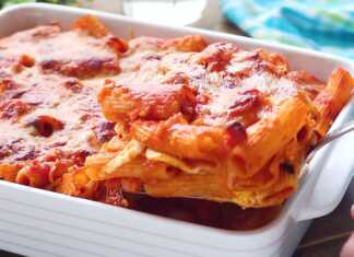 Ριγκαρόνι φούρνο με σάλτσα ντομάτας και αυγό