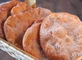 τηγανίτες με ζαχαρη