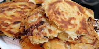 Κρεμμυδόπιτες…είναι απίθανες κρεμμυδόπιτες