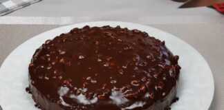 Σοκολατόπιτα με φυστίκι χωρίς αλεύρι