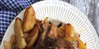 Αρνί με πατάτες στο Φούρνο Αρνί με πατάτες στο φούρνο