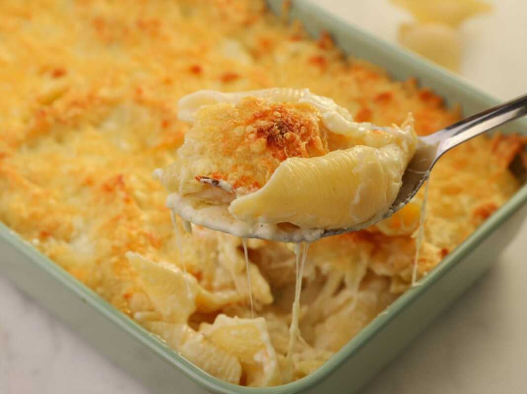 ΚΟΧΥΛΙΑ ΜΕ ΤΕΣΣΕΡΑ ΤΥΡΙΑ ΣΤΟΝ ΦΟΥΡΝΟ ΚΟΧΥΛΙΑ ΜΕ ΤΕΣΣΕΡΑ ΤΥΡΙΑ ΣΤΟΝ ΦΟΥΡΝΟ