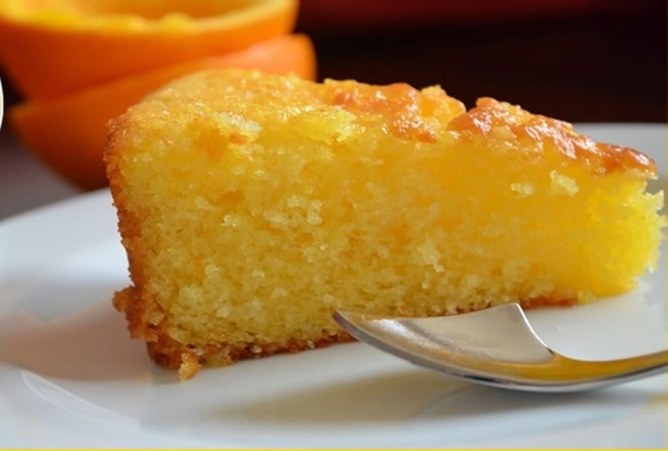 Κεικ πορτοκάλι με σιροπι και καρύδα Κεικ πορτοκάλι με σιροπι και καρύδα