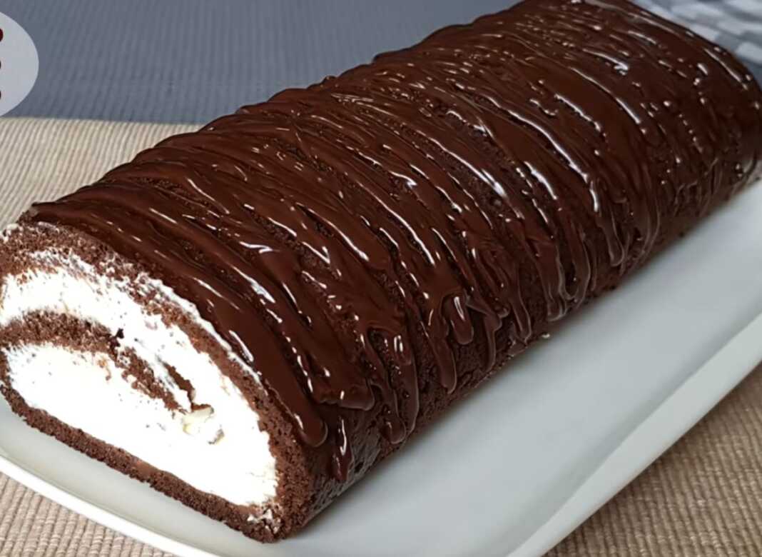 Κορμός Σοκολάτας με κρέμα γάλακατος Κορμός Σοκολάτας με κρέμα γάλακατος